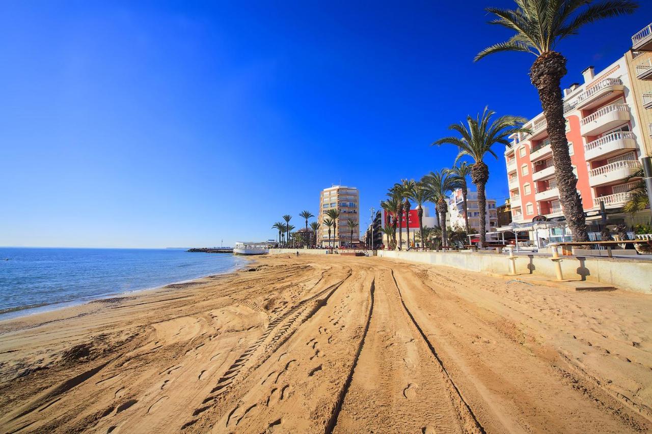 Apartment 8 Pers, Equipped, 1 Min Playa Del Cura - 27B Torrevieja Kültér fotó